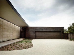 Olnee Rammed Earth Home of the Year