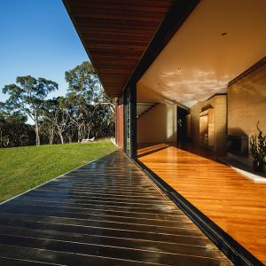 Aquaduct rammed earth project