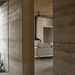 Smith Builders, Rye rammed earth home